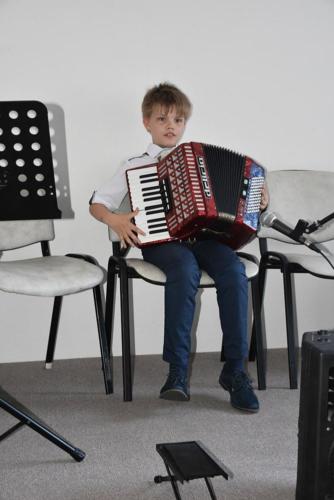 ZAVERECNY KONCERT STROJARENSKA 2019 HUDOBNÝ ODBOR 07